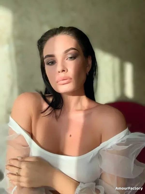 Vlada Profile image 3