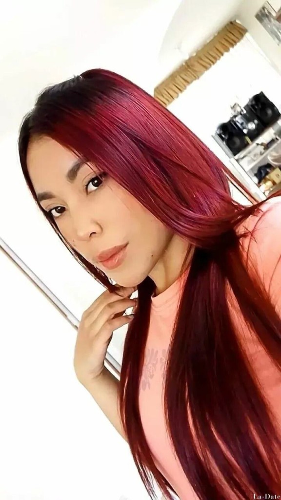 Nikol Profile image 4