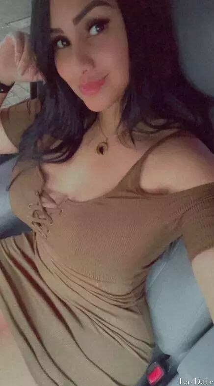 Valentina Profile image 5
