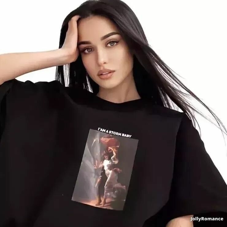 Alexandra Profile image 2